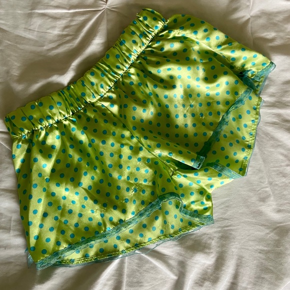 Flowy Satin Sleep Shorts - Picture 1 of 3